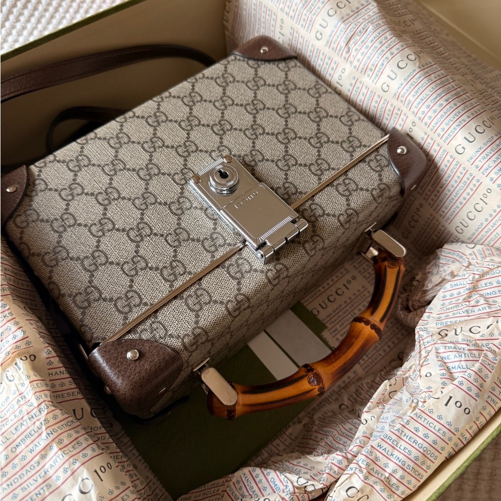 Gucci Globetrotter trunk